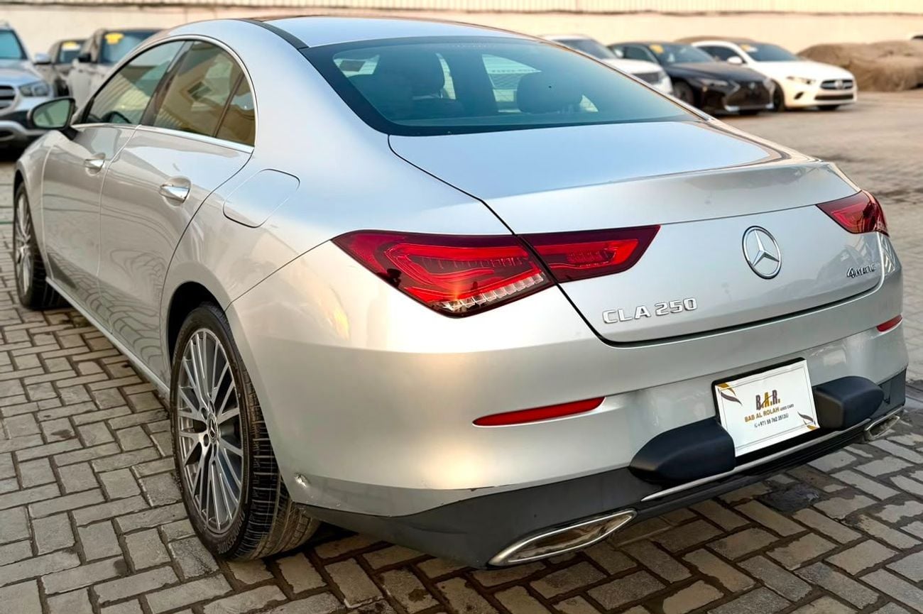 Mercedes Benz CLA250 PREMIUM