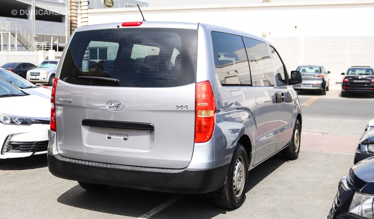 Hyundai H-1