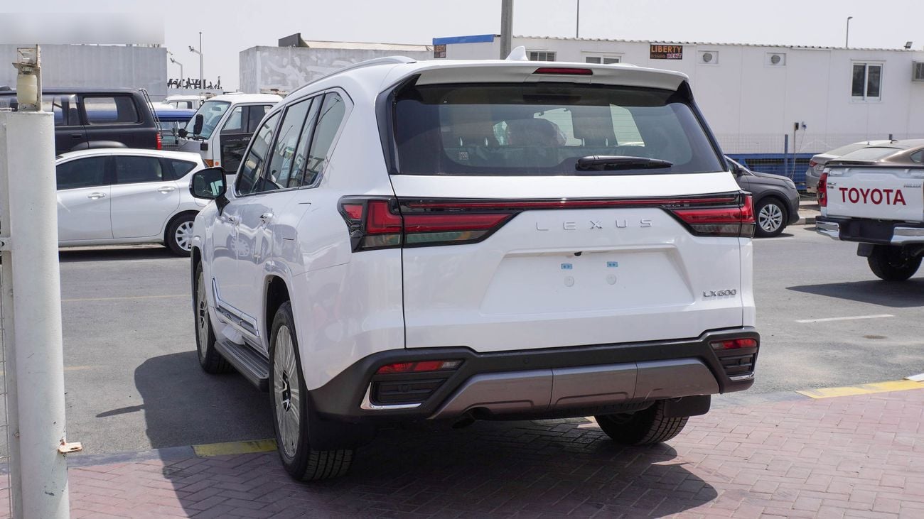 لكزس LX 600 3.5L V6