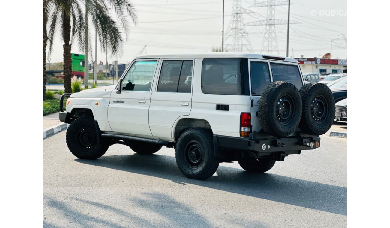 تويوتا لاند كروزر هارد توب Land hardtop 5 doors diesel RHD