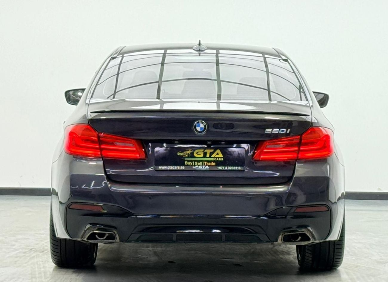 بي أم دبليو 520i 2020 BMW 520i, Warranty, Service History, Fully Loaded, Excellent Condition, GCC