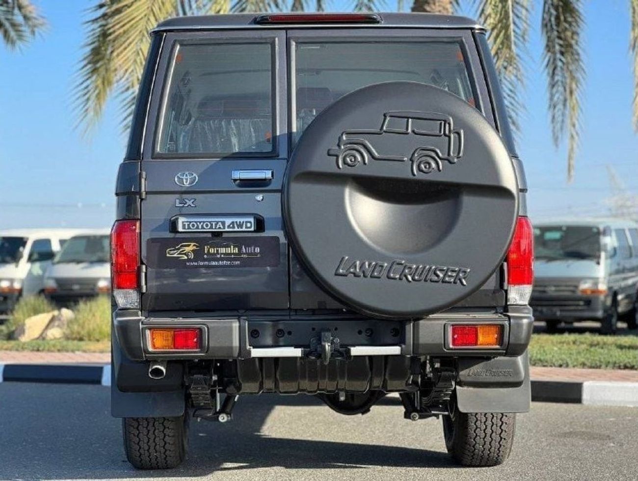 Toyota Land Cruiser 70 LC76 2.8L DSL A/T // 2024 // FULL OPTION WITH RADAR , CRUISE CONTROL , DVD&REAR CAMERA // SPECIAL OF