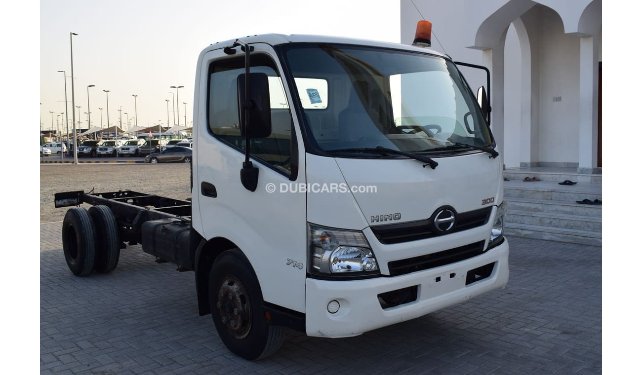 Hino 300 Hino 714 Cab chassis, model:2016. Only done 53000 km