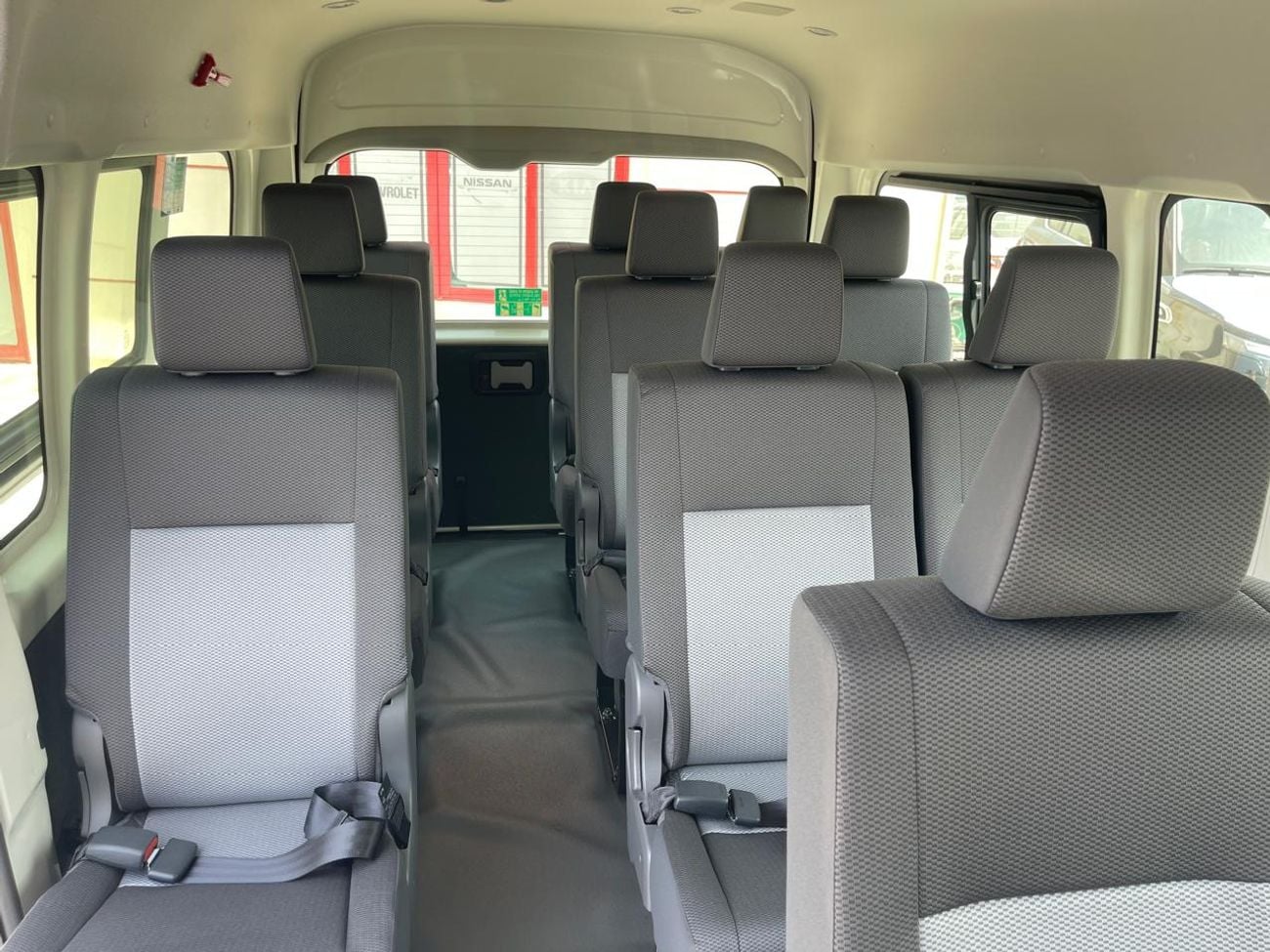 Toyota Hiace DX