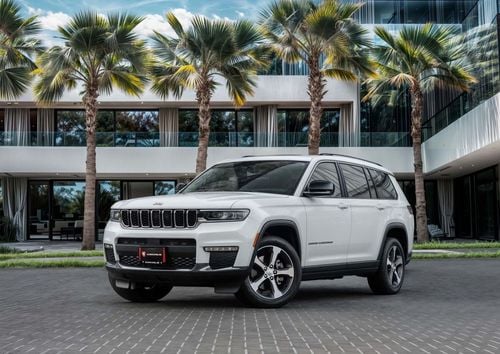 Jeep Grand Cherokee LIMITED L | 2,840 P.M  | 0% Downpayment | Warranty!