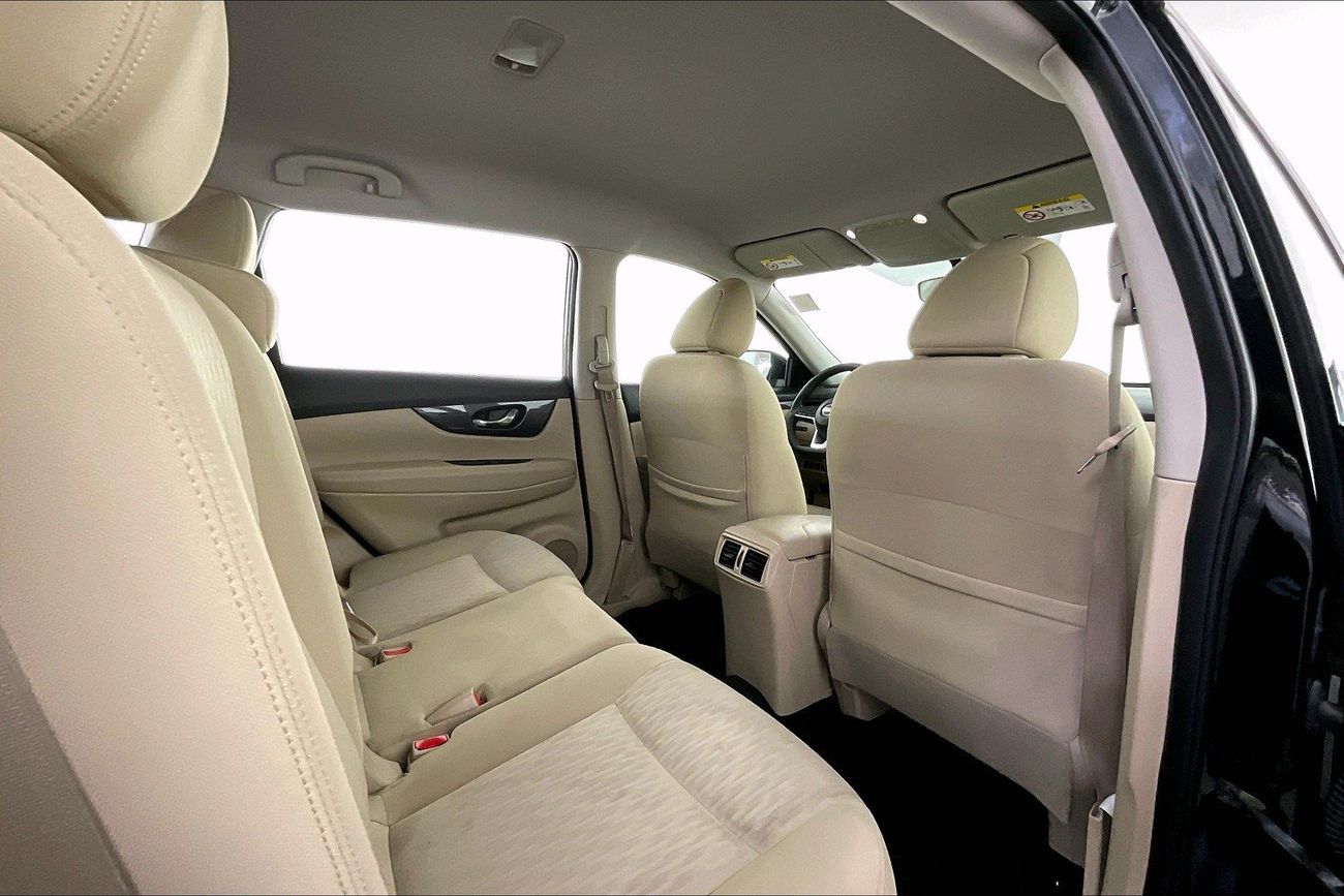 نيسان إكس تريل S 7-Seats | شامل الضمان | 0 ﺪﻔﻋﺓ ﺃﻮﻟﻯ