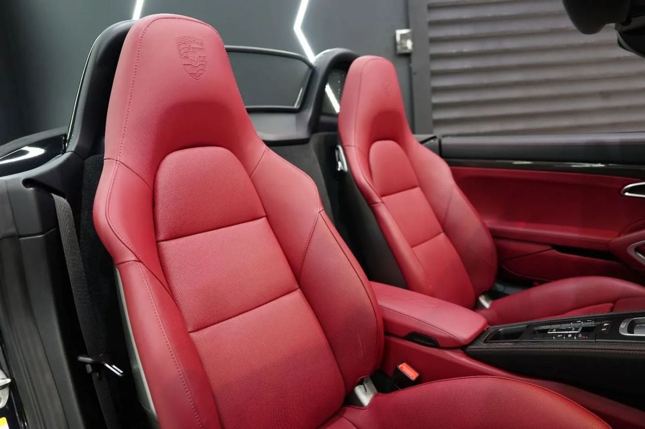 Porsche 718 Boxster GTS Carbon Interior Package, Sport Chrono, Al Nabooda Warranty!!