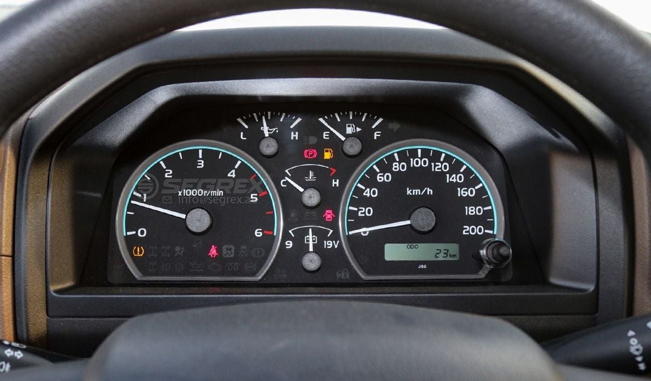 تويوتا لاند كروزر 70 2025 Model Toyota Land Cruiser Hardtop LC76, 2.8L Diesel 4WD 5M/T