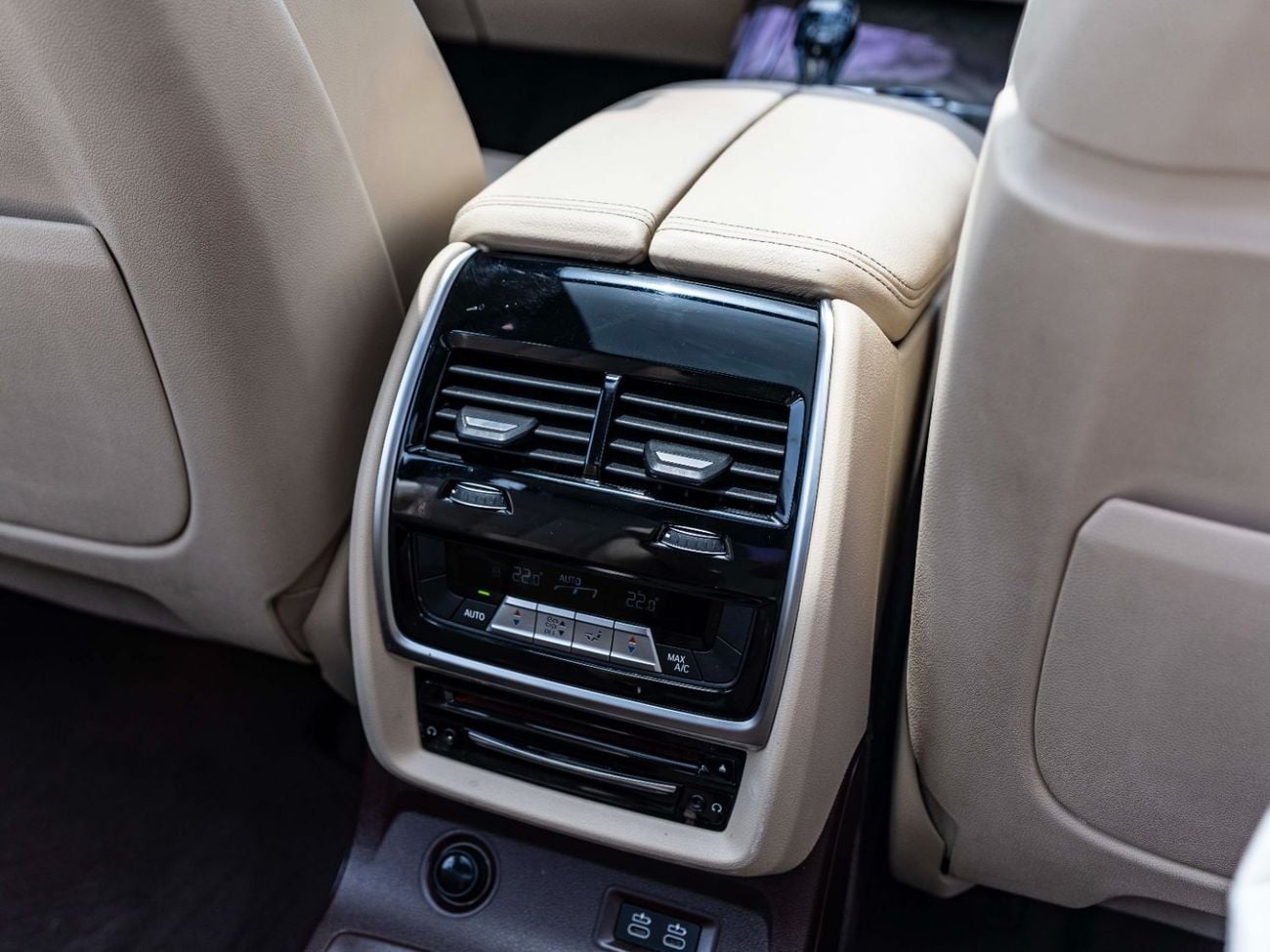 بي أم دبليو X7 XDrive40i 3.0L