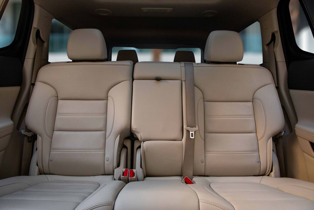 GMC Acadia Acadia Denali | 2,350 P.M | 0% Downpayment | GMC Acadia Denali | Full Option | Agency Warranty & Ser