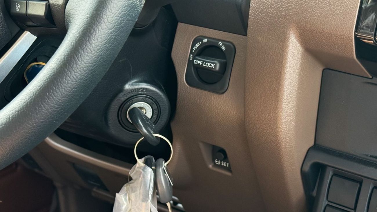 تويوتا لاند كروزر 