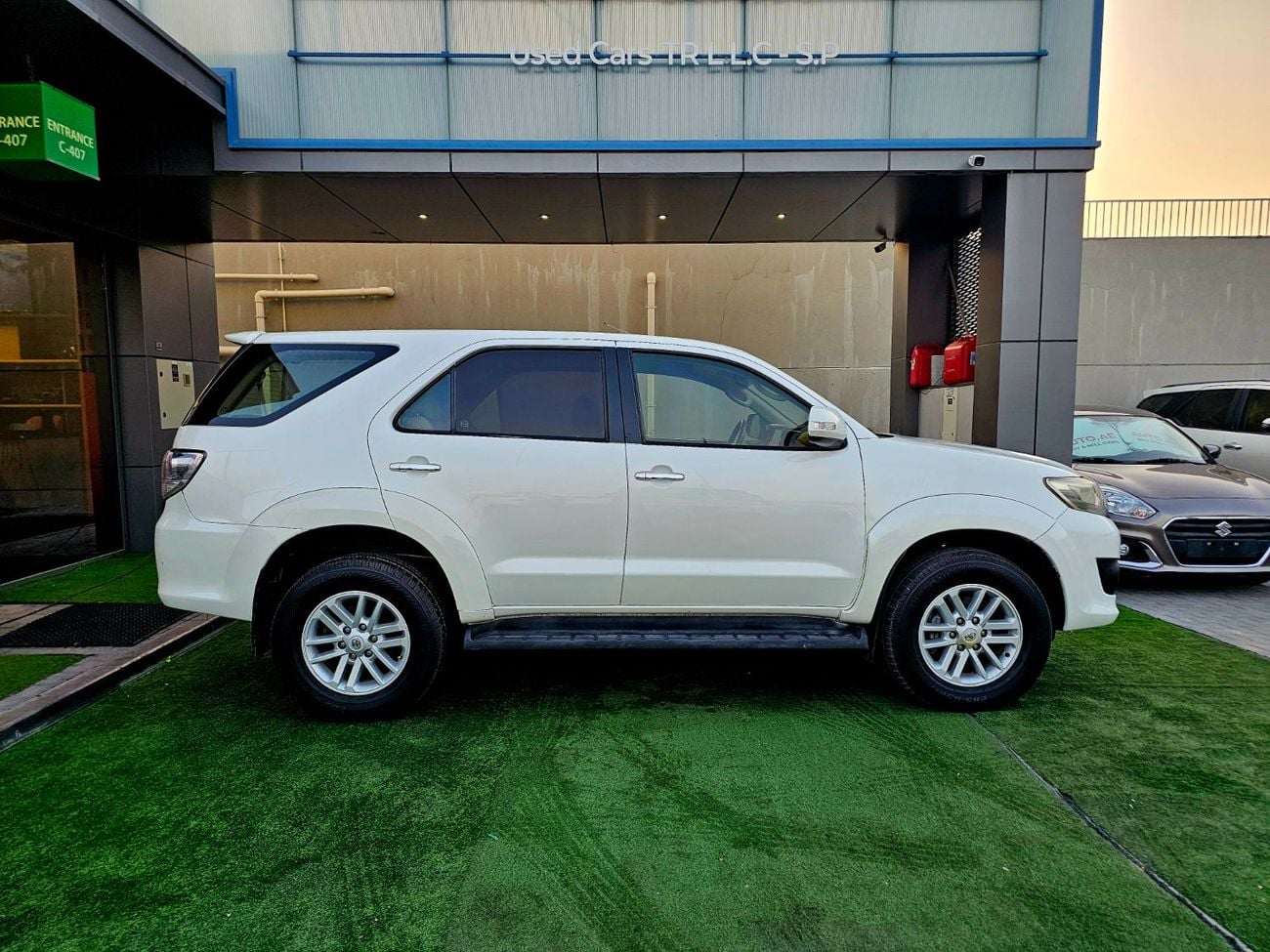 تويوتا فورتونر EXR / V4 2.7L 4WD / GCC SPECS/ FAMILY USED CAR