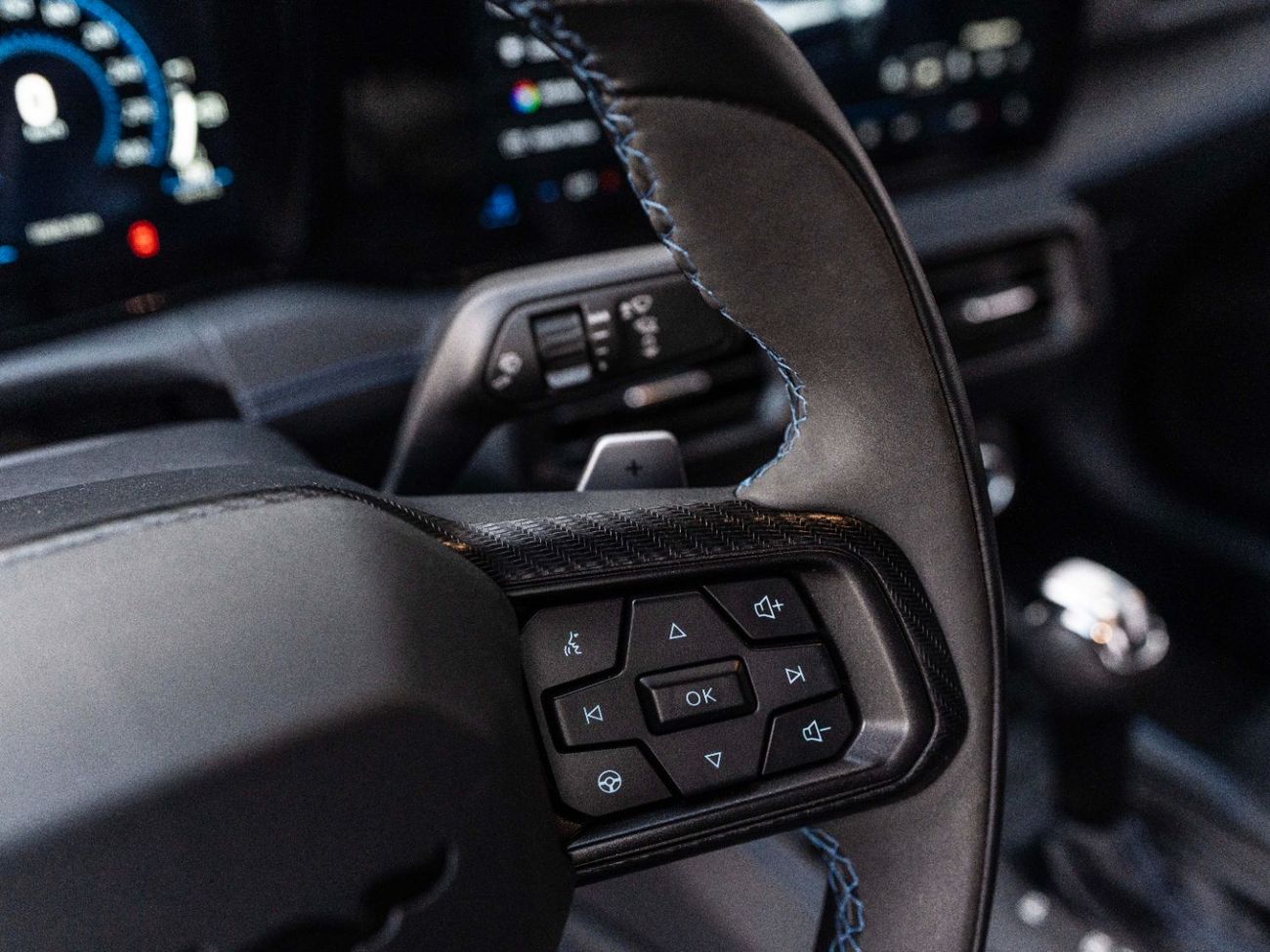 Ford Mustang DARK HORSE 5.0 (500HP) A/T