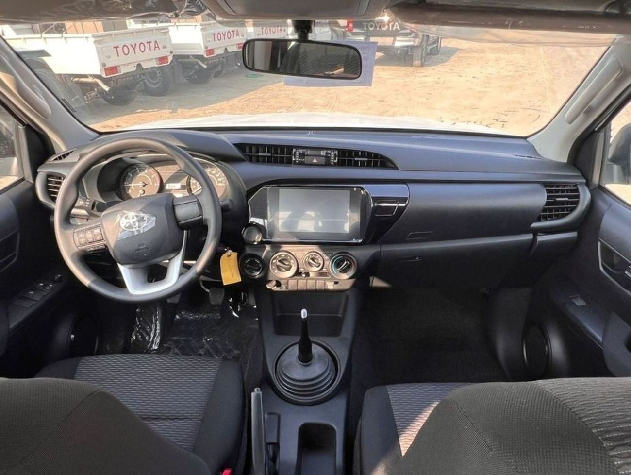 تويوتا هيلوكس Toyota Hilux Double Cabin 2.4L 4-Cyl  Diesel Manual Transmission 4x4 2025