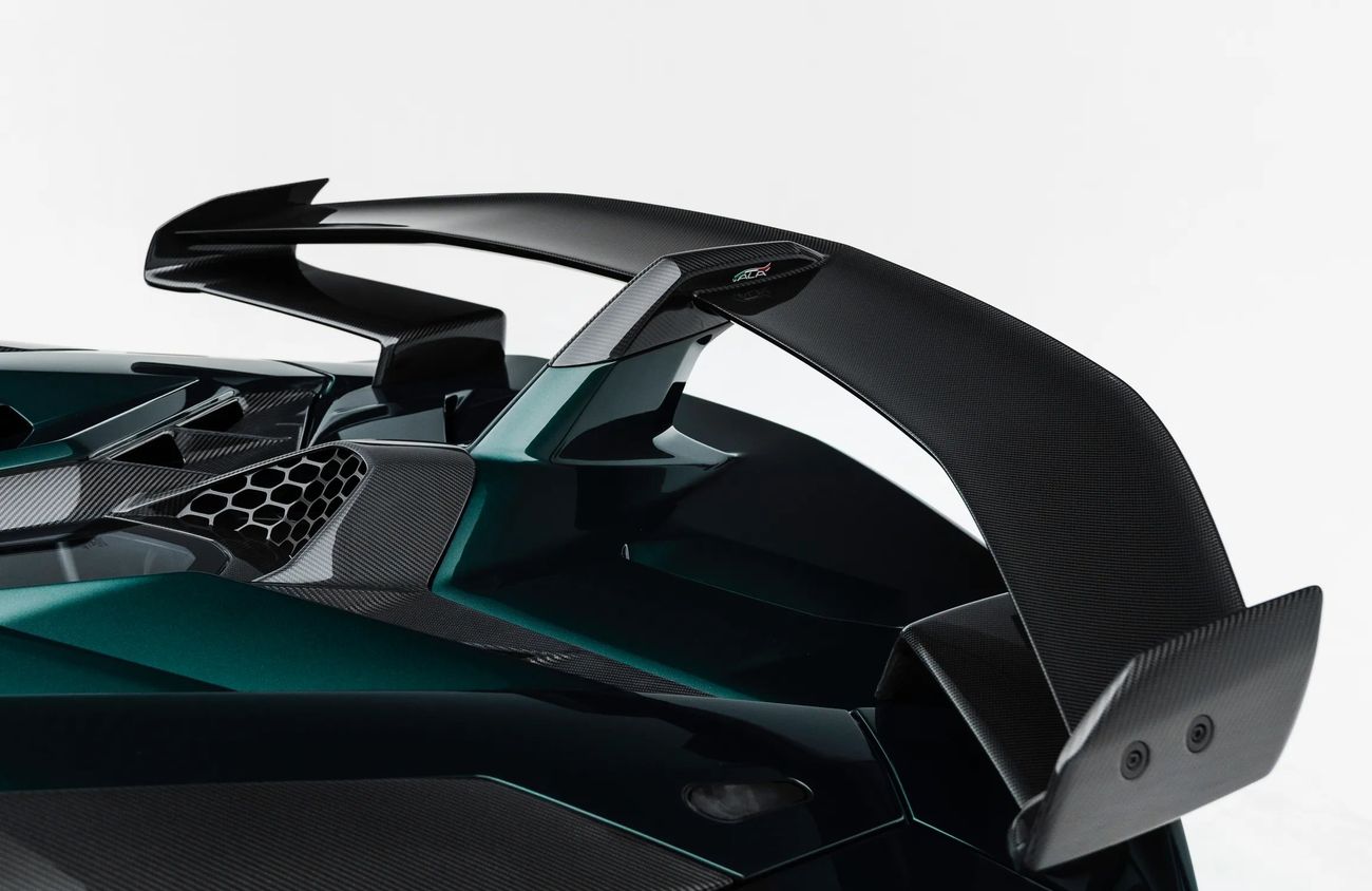 Lamborghini Aventador 6.5L V12 Naturally Aspirated Engine