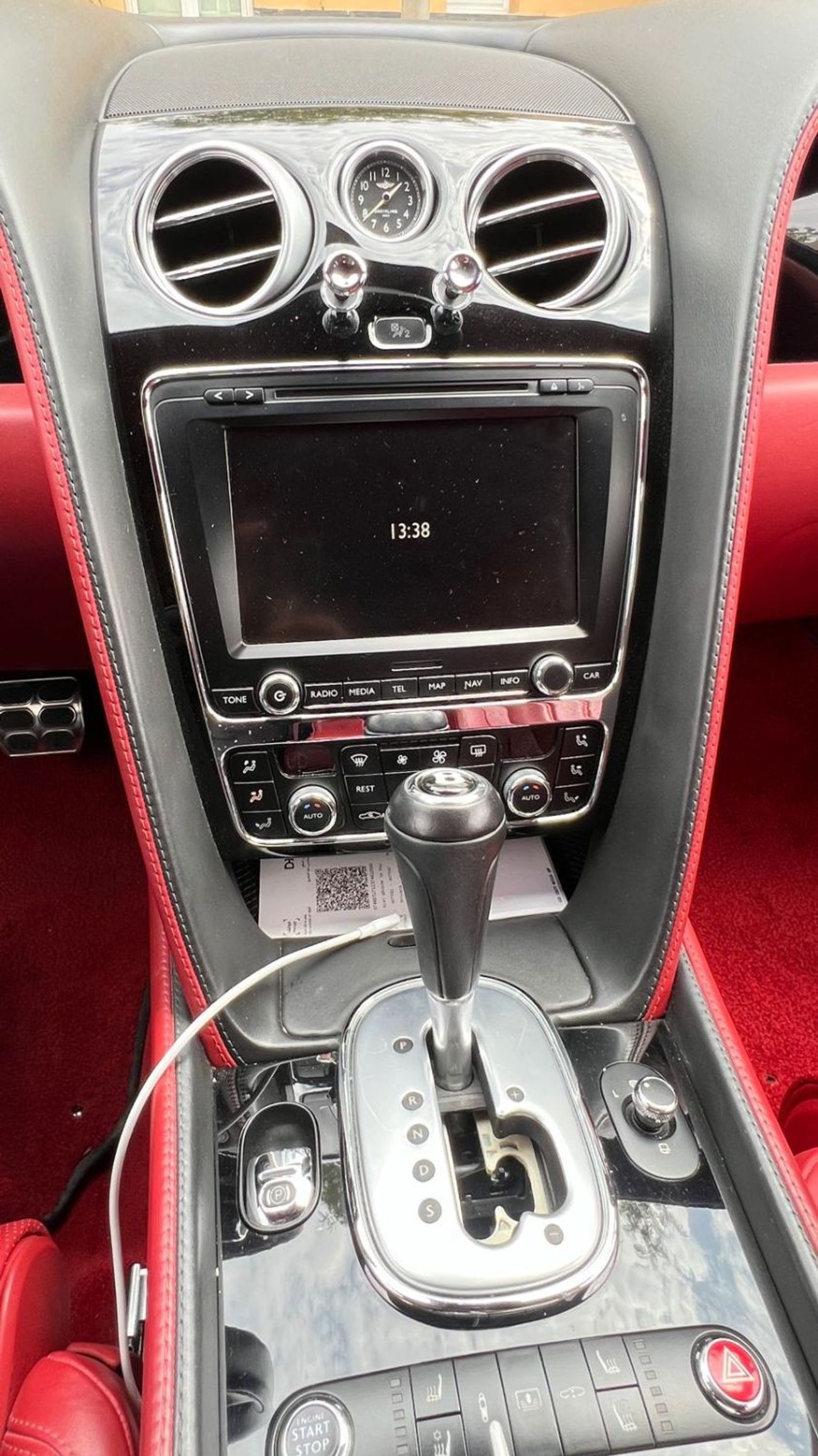 Bentley Flying Spur SUMMER OFFER | BENTLEY 2014 FLYING SPUR | Full Service History | GCC | W12