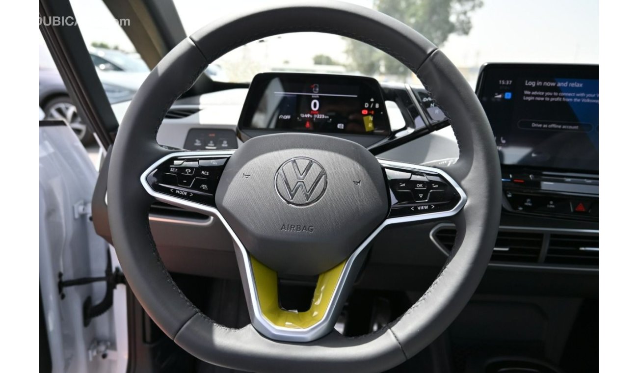 Volkswagen ID.3 Volkswagen ID3 PRO, FWD, 5 Doors Features: Electric Engine, 20inch Alloy wheels, Close Panoramic Roo