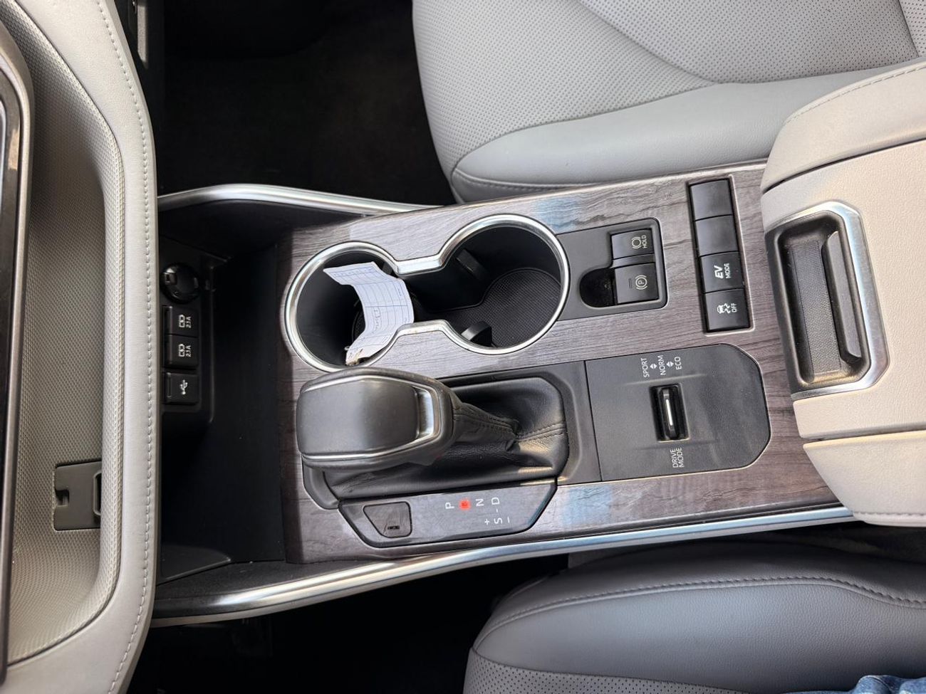 Toyota Highlander Limited 2.5L AWD