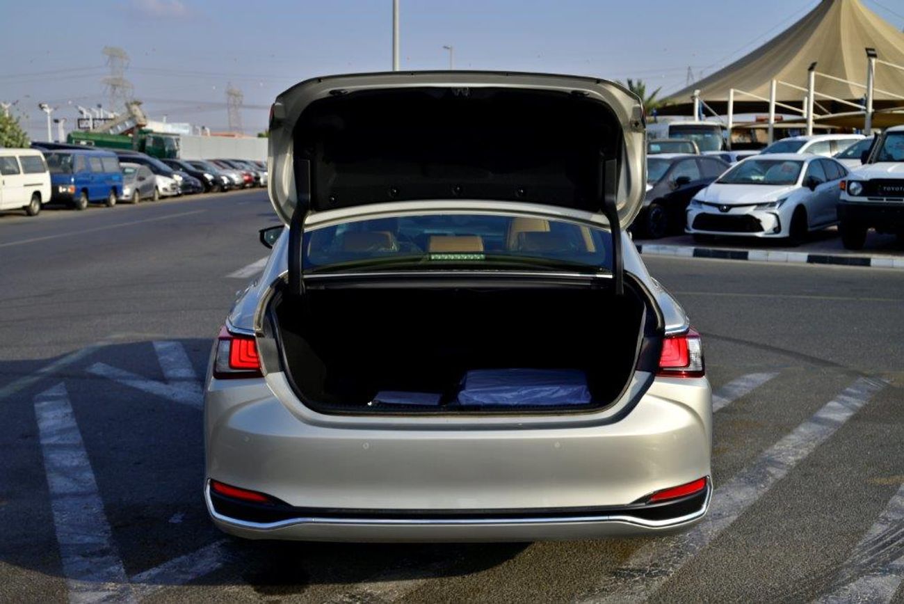 لكزس ES 300 Hybrid 2.5L