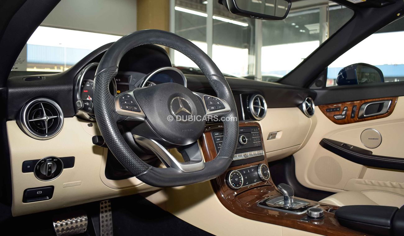 Mercedes-Benz SLC 300