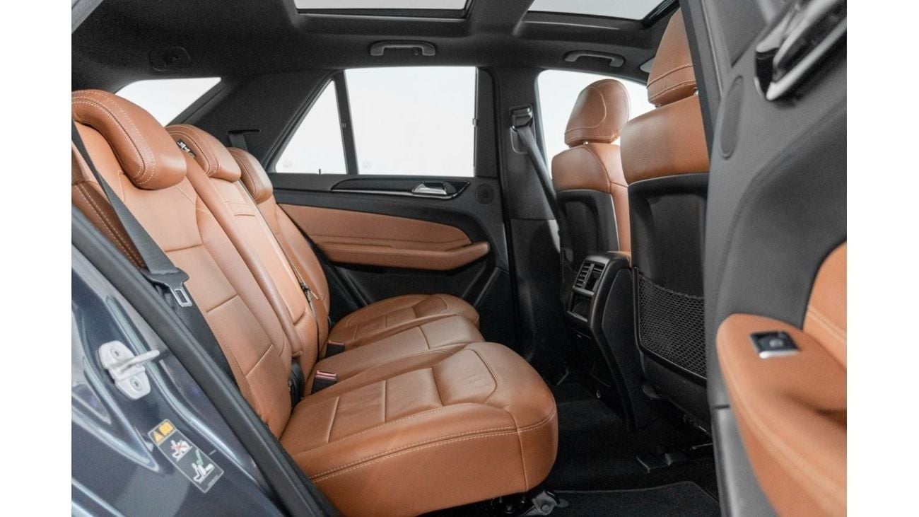 Mercedes-Benz GLE 400 Std 2016 Mercedes Benz GLE 400 / Full-Service History