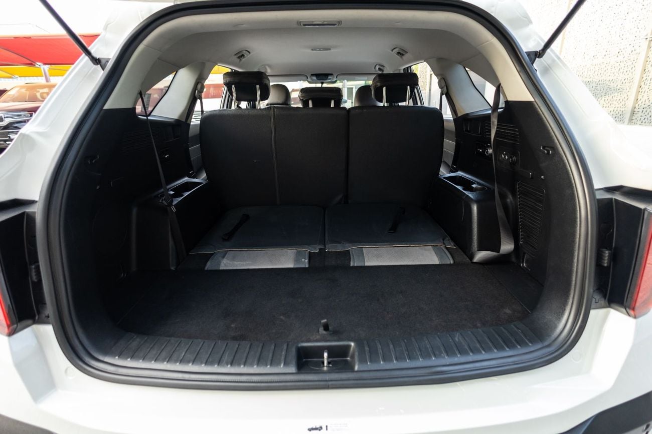 Kia Sorento 2.5L LX (RWD)