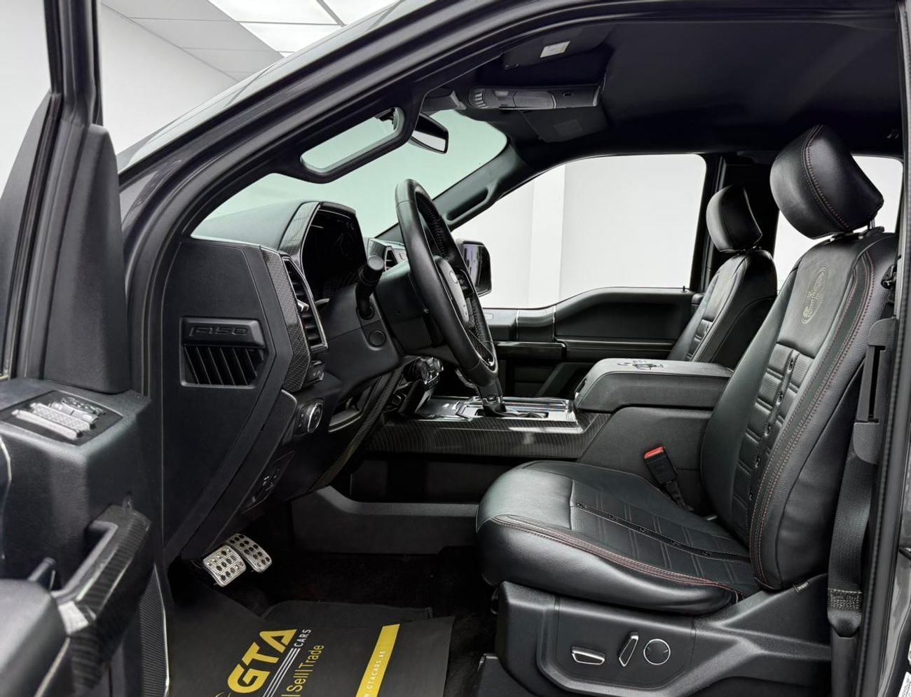 فورد F 150 CREW SHELBY 2018 Ford F-150 Shelby, Full Service History, Excellent Condition, GCC
