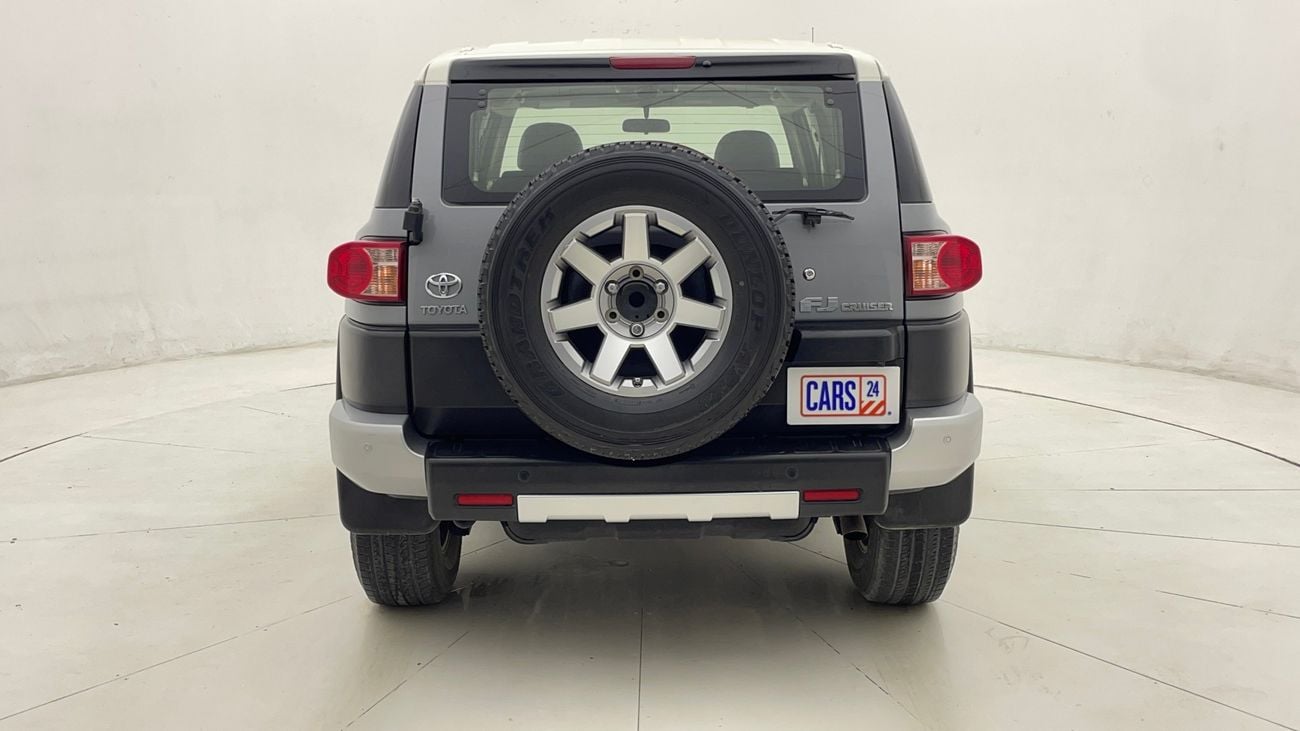 تويوتا إف جي كروزر GXR 4 | بدون دفعة مقدمة | اختبار القيادة في المنزل