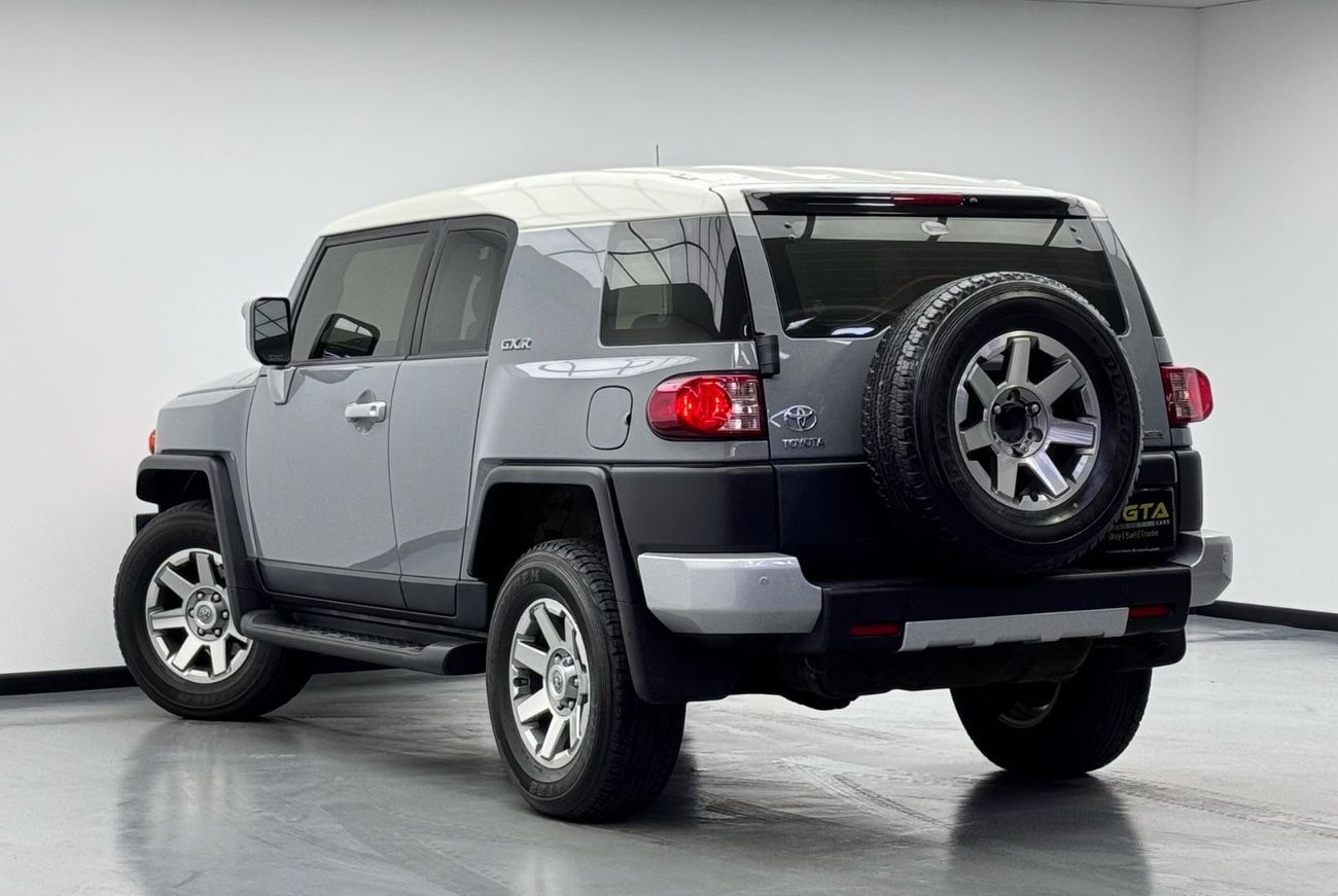 Toyota FJ Cruiser GXR 4.0L A/T 2019 Toyota FJ Cruiser GXR, Warranty, Service History, Excellent Condition, GCC