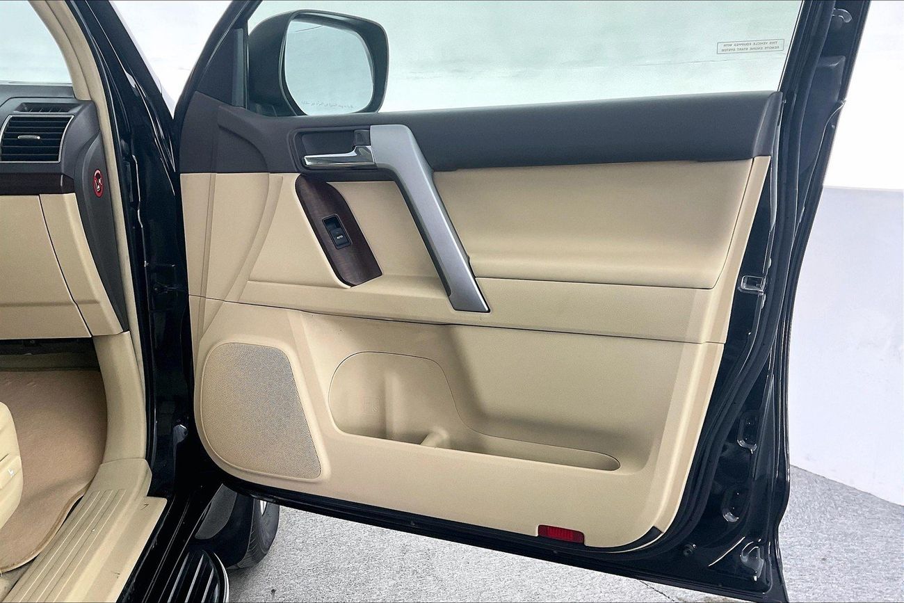 Toyota Prado VXR | National Day Celebration | Guaranteed Warranty | 0 Down Payment