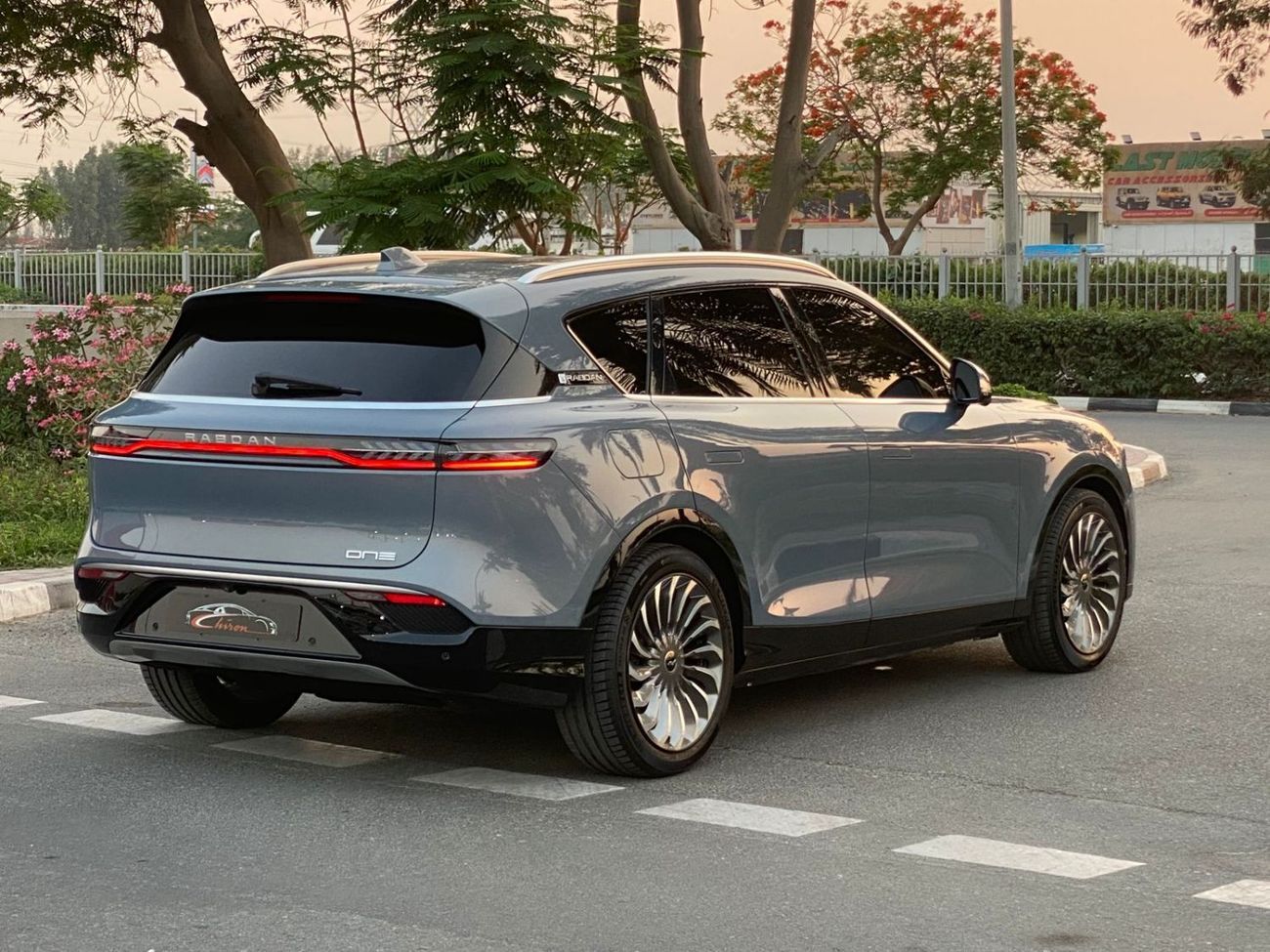 ربدان وان SUMMER OFFER - RABDAN ONE V6 2022 - GCC SPECS - WARRANTY - FULL SERVICE HISTORY - 2 KEYS  21 000 KM