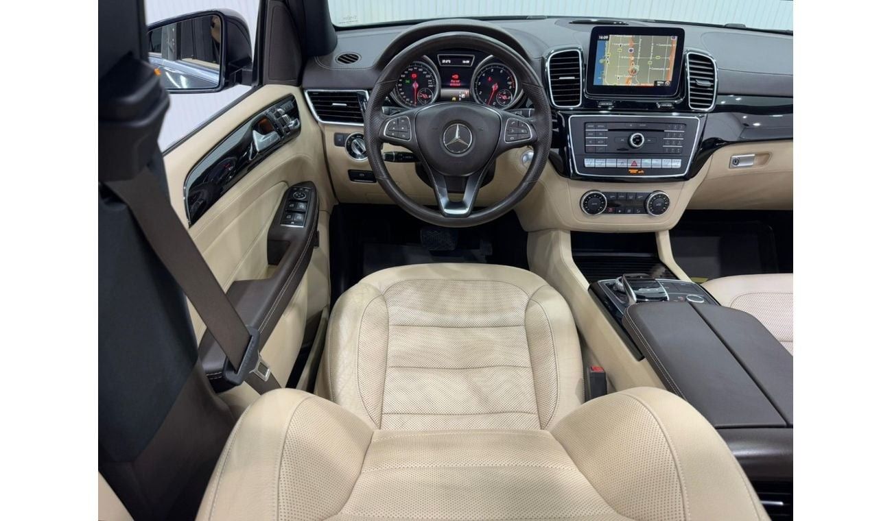 Mercedes-Benz GLE 400 4MATIC 3.0L 2017 Mercedes Benz GLE400 4MATIC, Full Mercedes Service History, Full Options, GCC