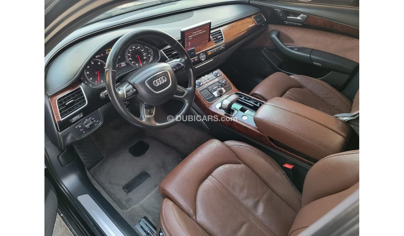 أودي A8 2011 audi A8  8 cylinder  197000 km gulf specs