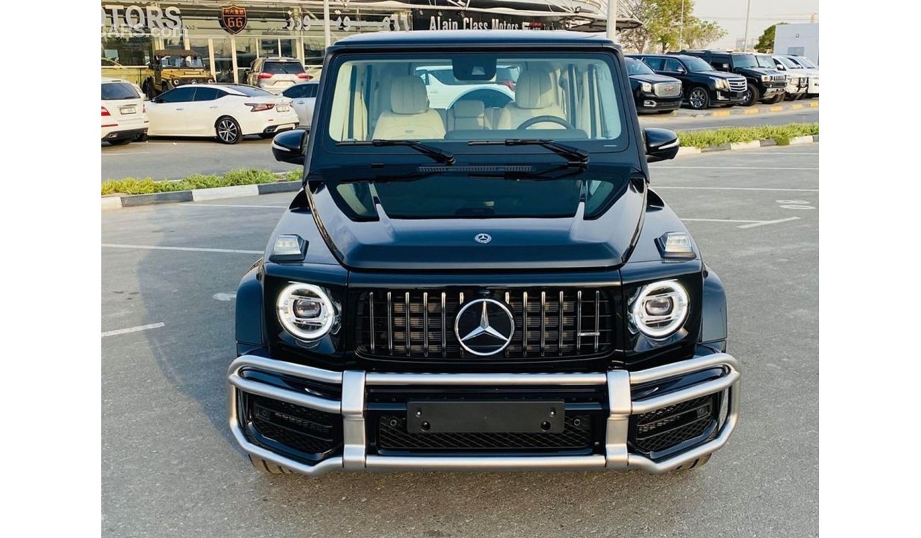 Mercedes-Benz G 63 AMG Black/White