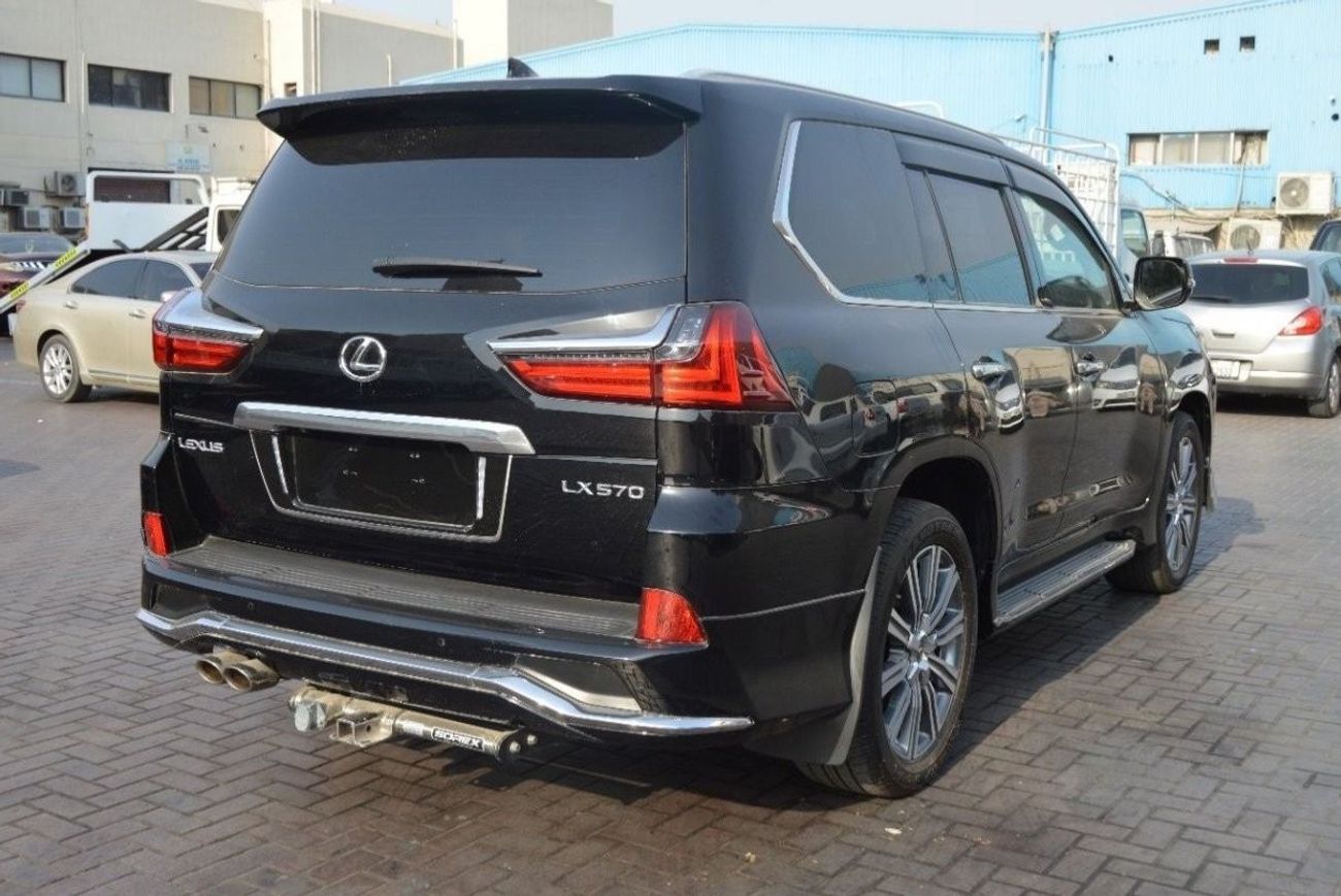 لكزس LX 570 Full option clean car