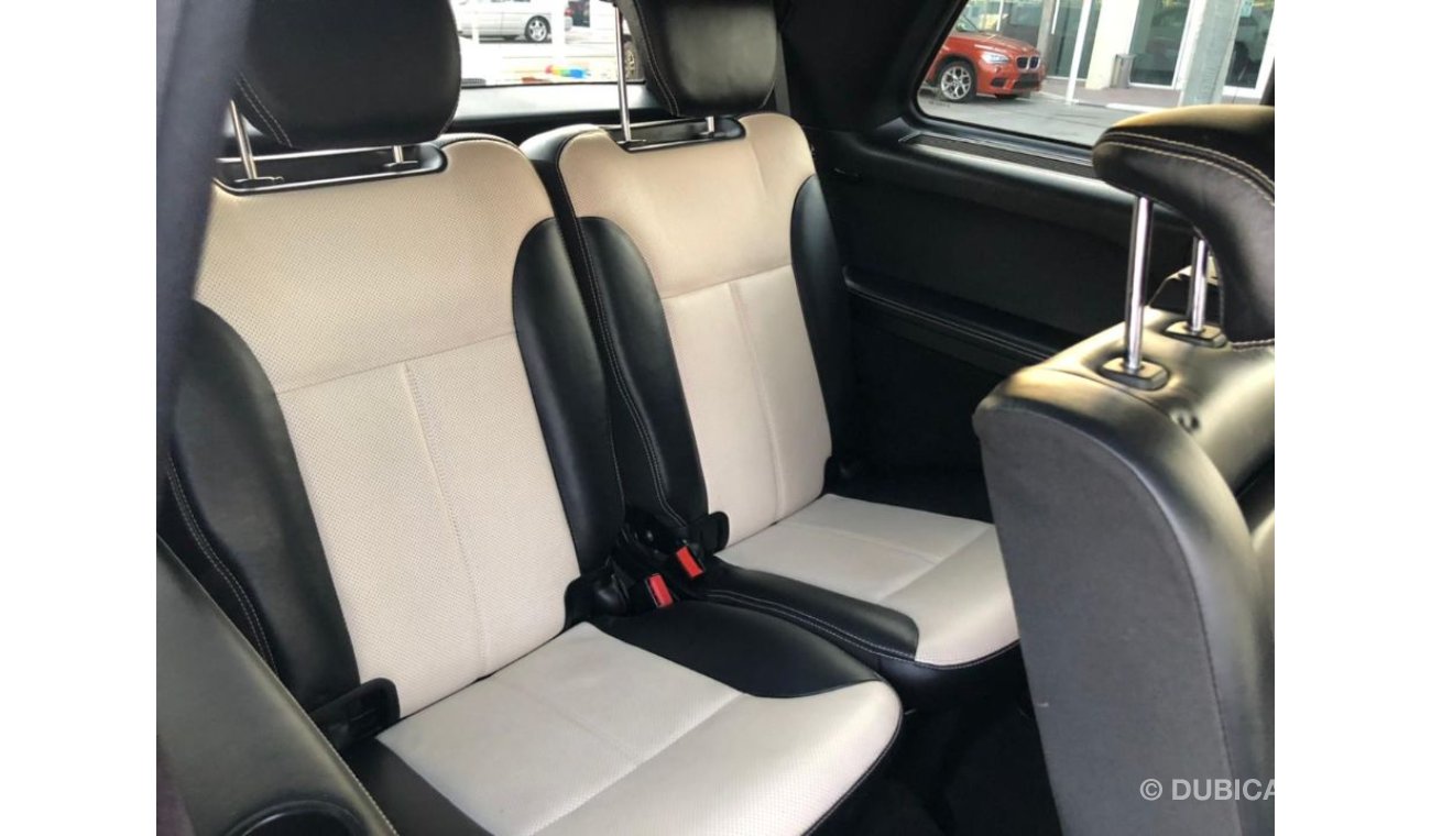 Mercedes-Benz GL 500 Type: Mercedes GL500  Model: 2012  Specifications: GCC, full specifications, cruise control, full el