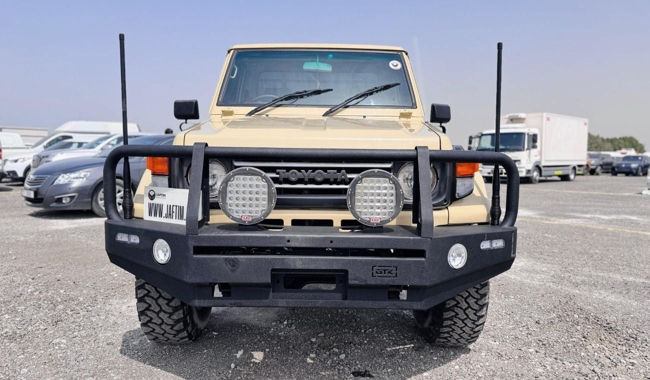 Toyota Land Cruiser Pick Up PREMIUM BULL BAR WITH LED LIGHTS | SINGLE CABIN | 1994 | 4.2L DIESEL ENGINE | RHD | MANUAL TRANSMISS