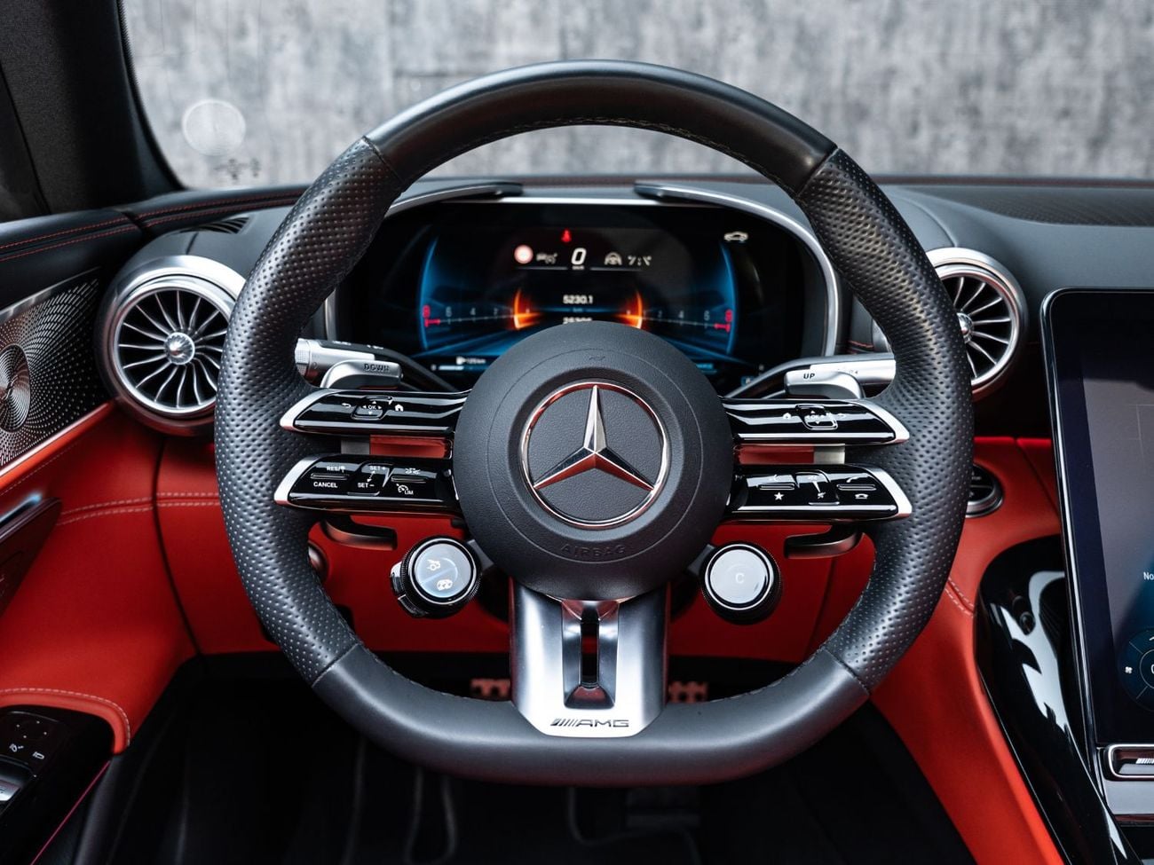 مرسيدس بنز SL 43 AMG رودستر اشترِ الآن، وادفع في عام ٢٠٢٧ | معيار بلاك لاين | ضمان مرسيدس ٢٠٣٠ + عقد خدمة، دول مجلس التعاون الخل