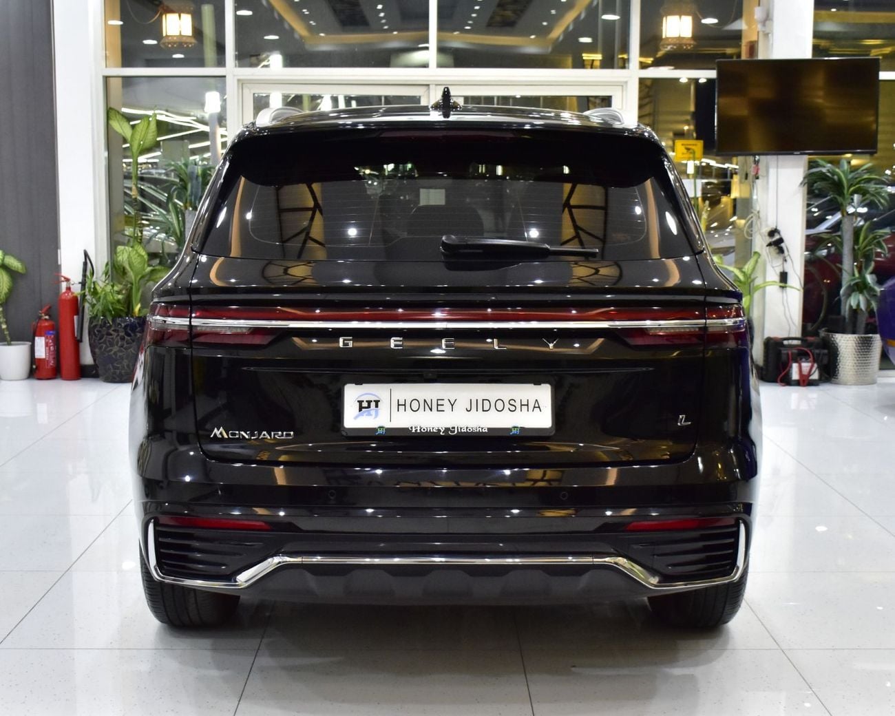 Geely Monjaro EXCELLENT DEAL for our Geely Monjaro L ( 2024 Model ) in Black Color Chinese Specs