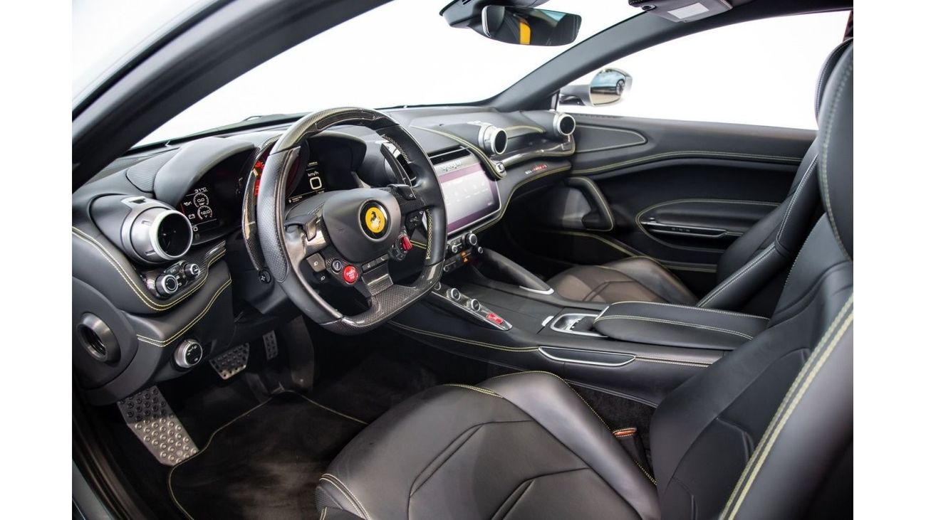 فيراري جي تي سي 4  لوسو Ferrari GTC4LUSSO T V8