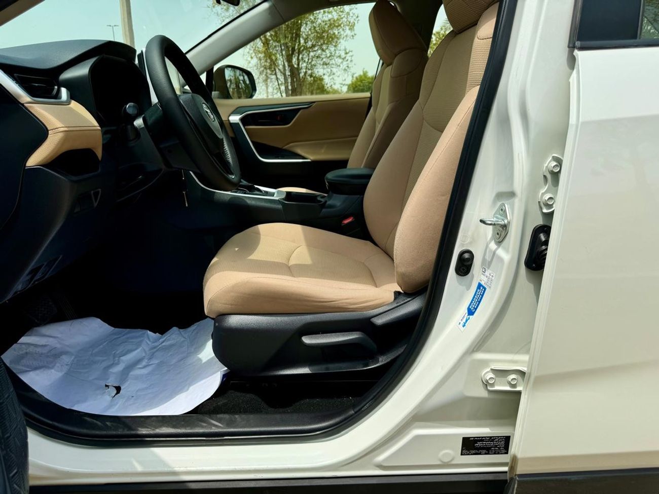 Toyota RAV4 GX 2020 2.5L GCC (1280/-MONTHLY)