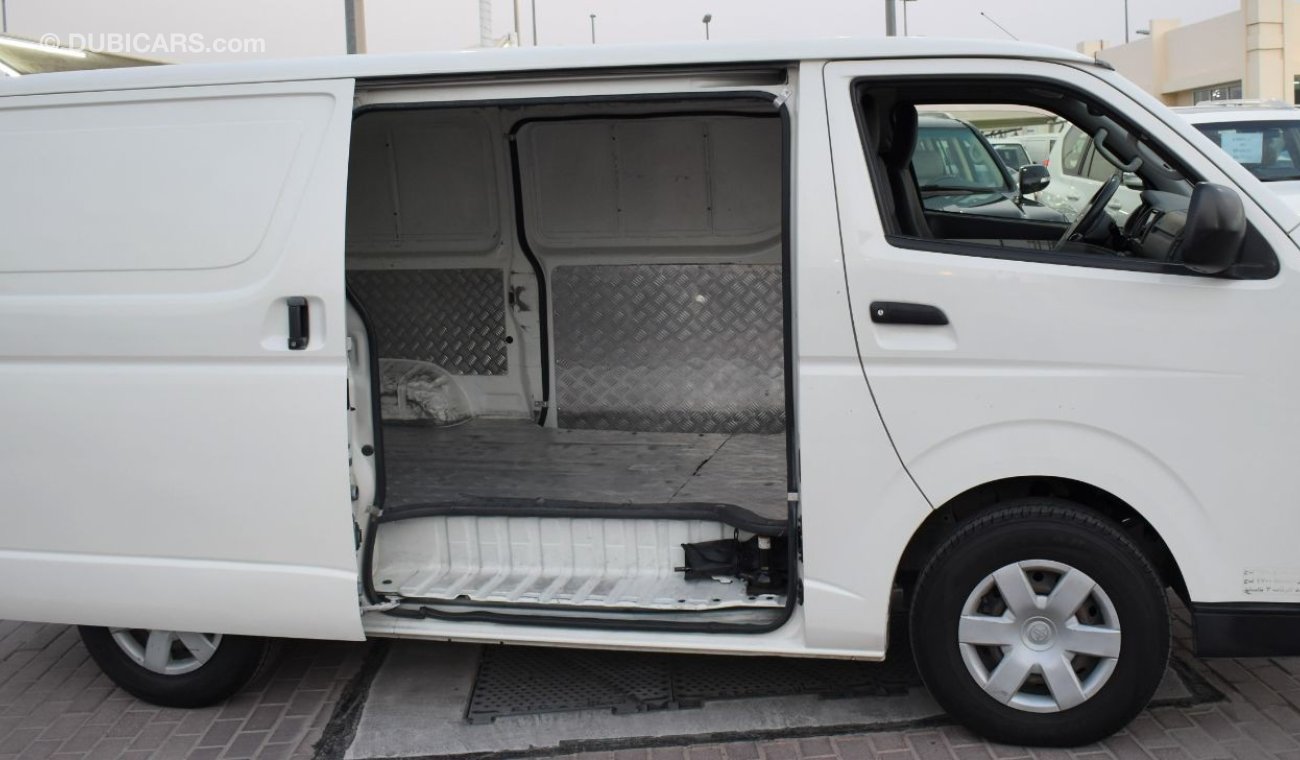 Toyota Hiace TOYOTA | HIACE | 2016 | VAN "CARGO" | 3 SEATER | GCC SPECS