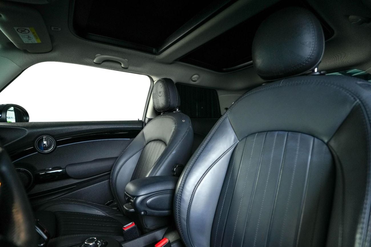 Mini Cooper S JUBLEE EDITION GCC-Mini Cooper Service History Available-Just Been Service-Special