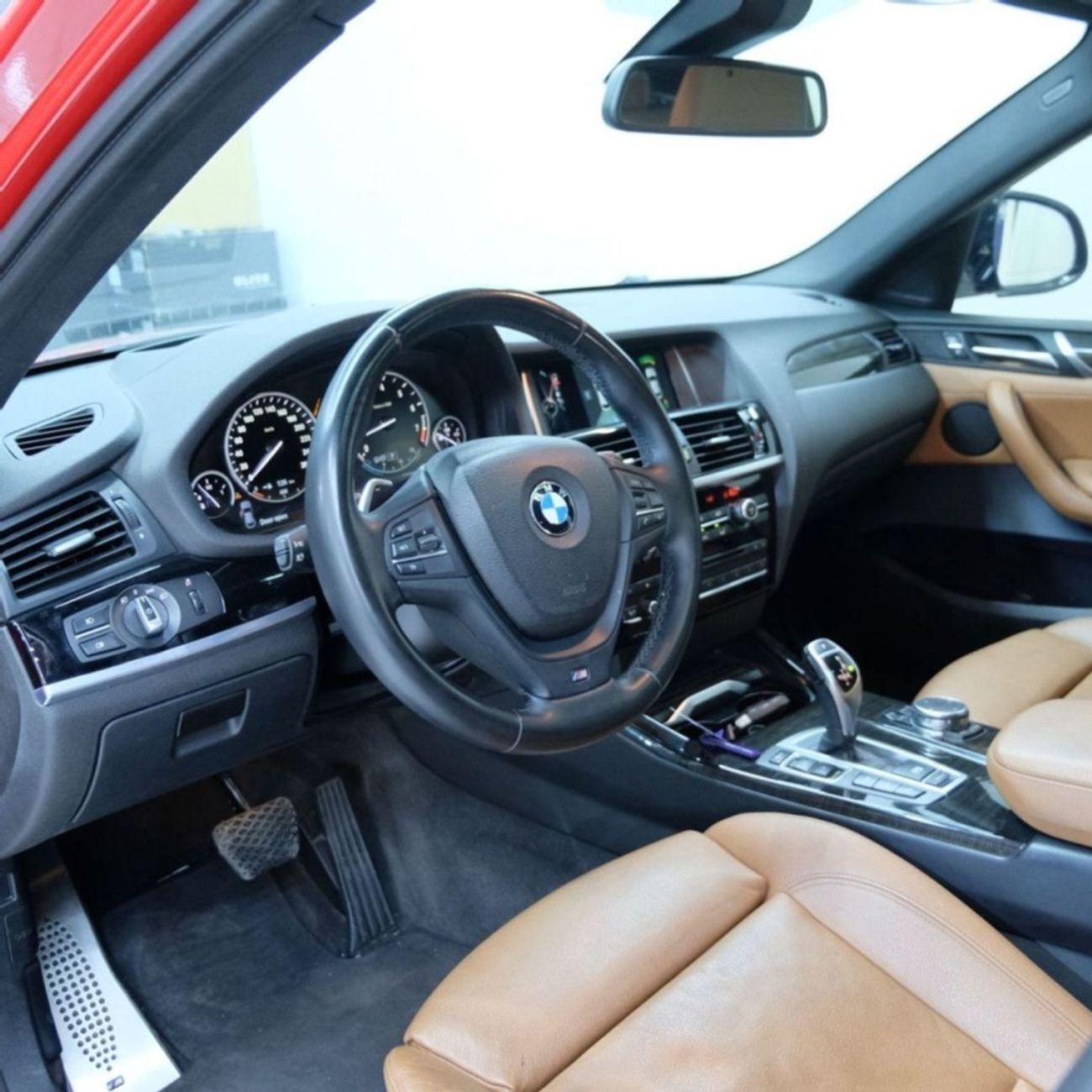 BMW X4 xDrive 35i M Sport 3.0L BMW X4 Xdrive35i M-sport 2016 AWD | AGMC Full Service History | GCC Specs