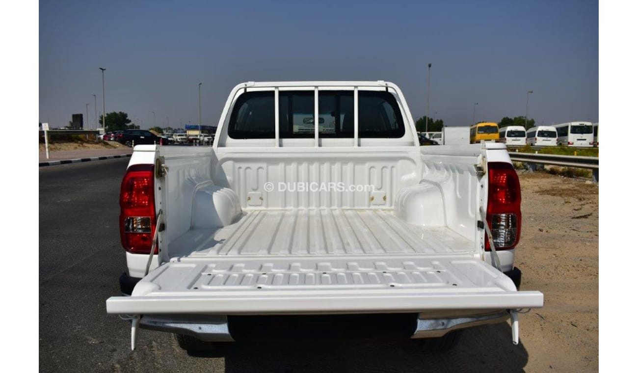 Toyota Hilux DOUBLE CABIN PICK UP 2.4L DIESEL 4WD AUTOMATIC TRANSMISSION