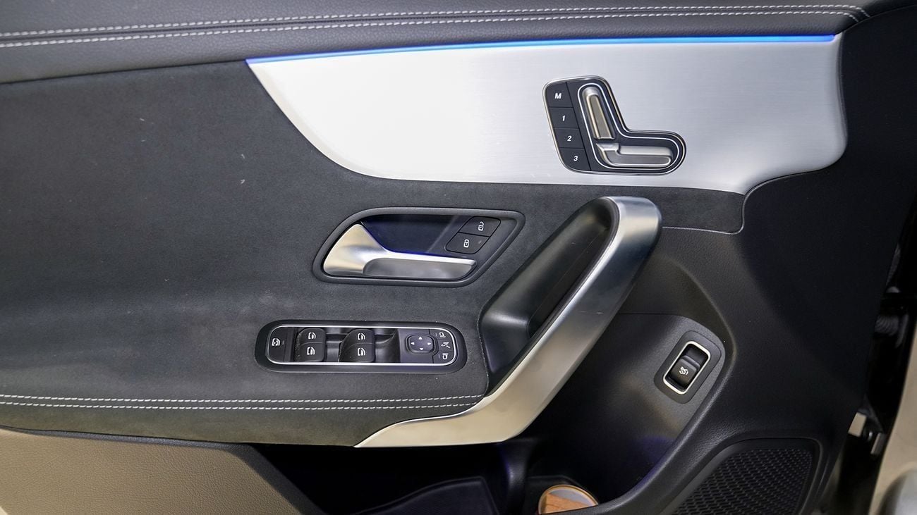 Mercedes-Benz CLA 200 AMG