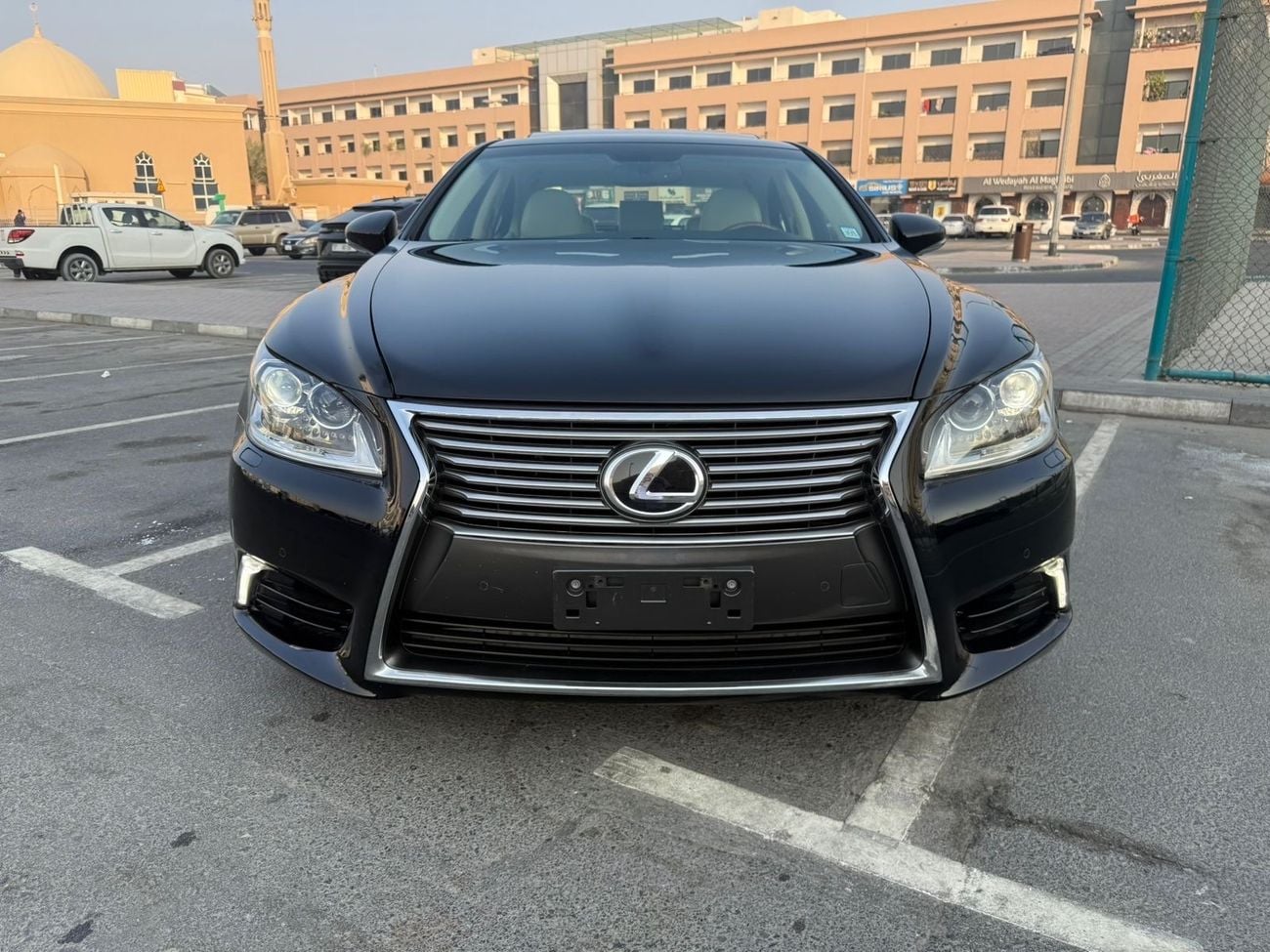 Lexus LS460