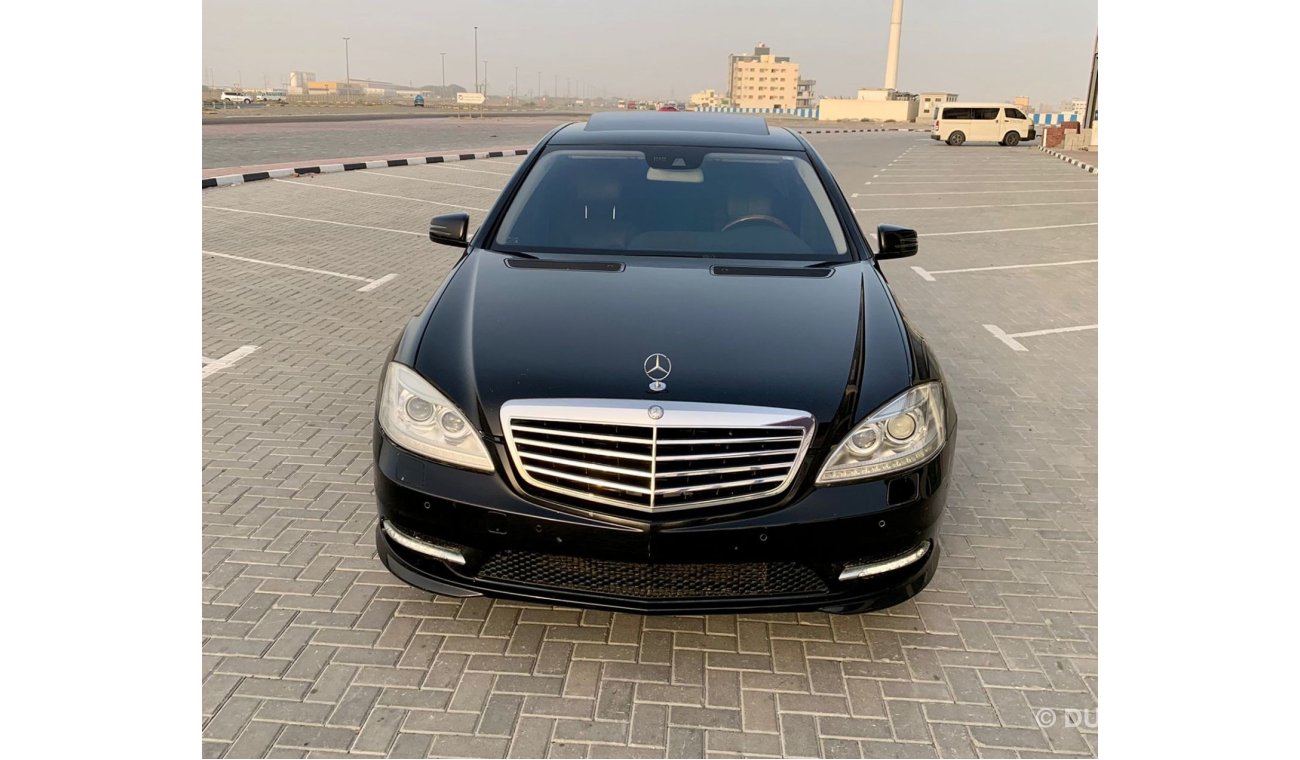 مرسيدس بنز S 550