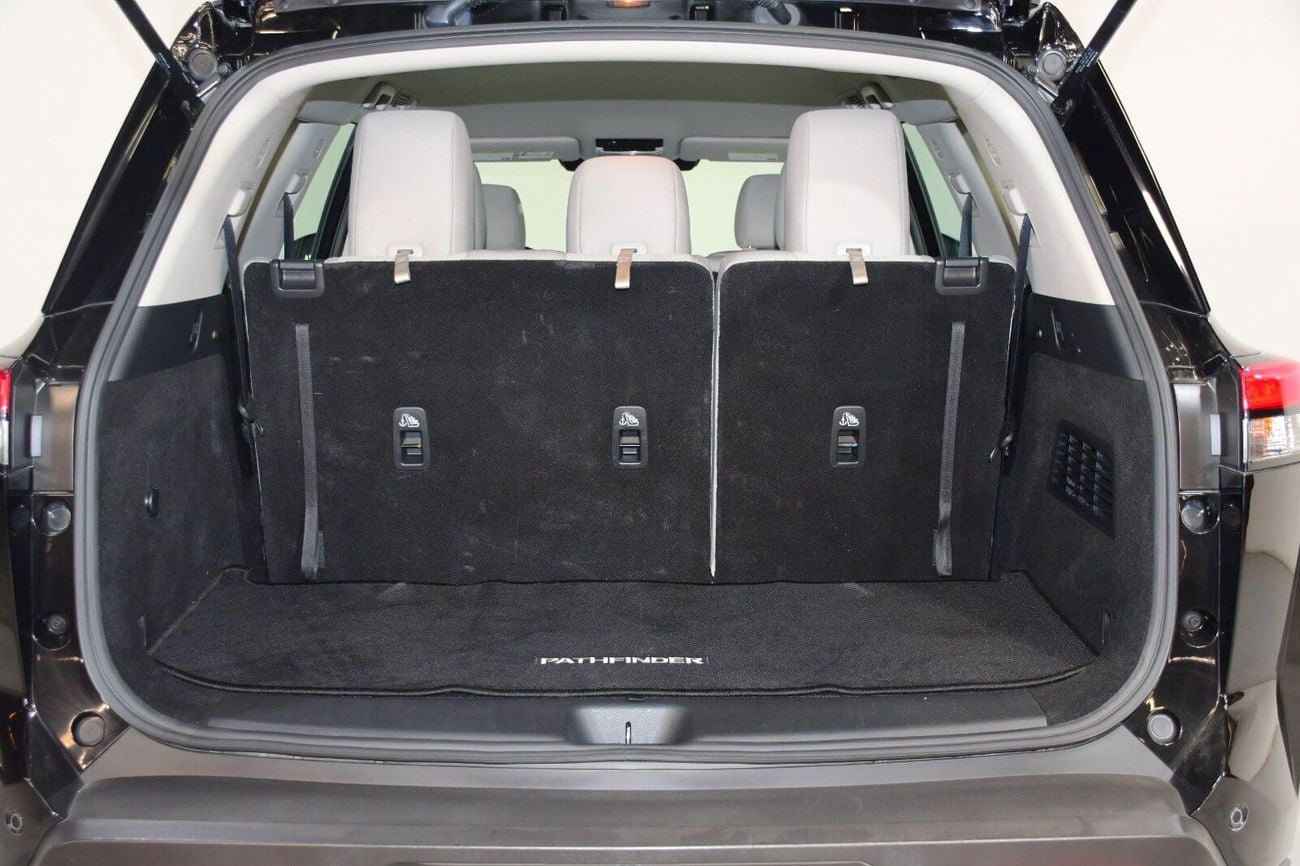 Nissan Pathfinder SL 2.0