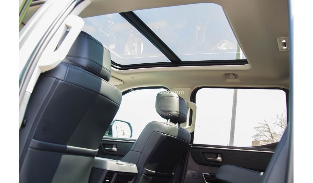 Toyota Tundra Limited CrewMax 2WD. Local Registration + 10%